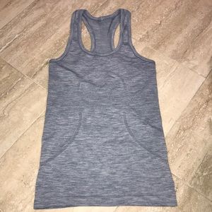 Lululemon workout tank